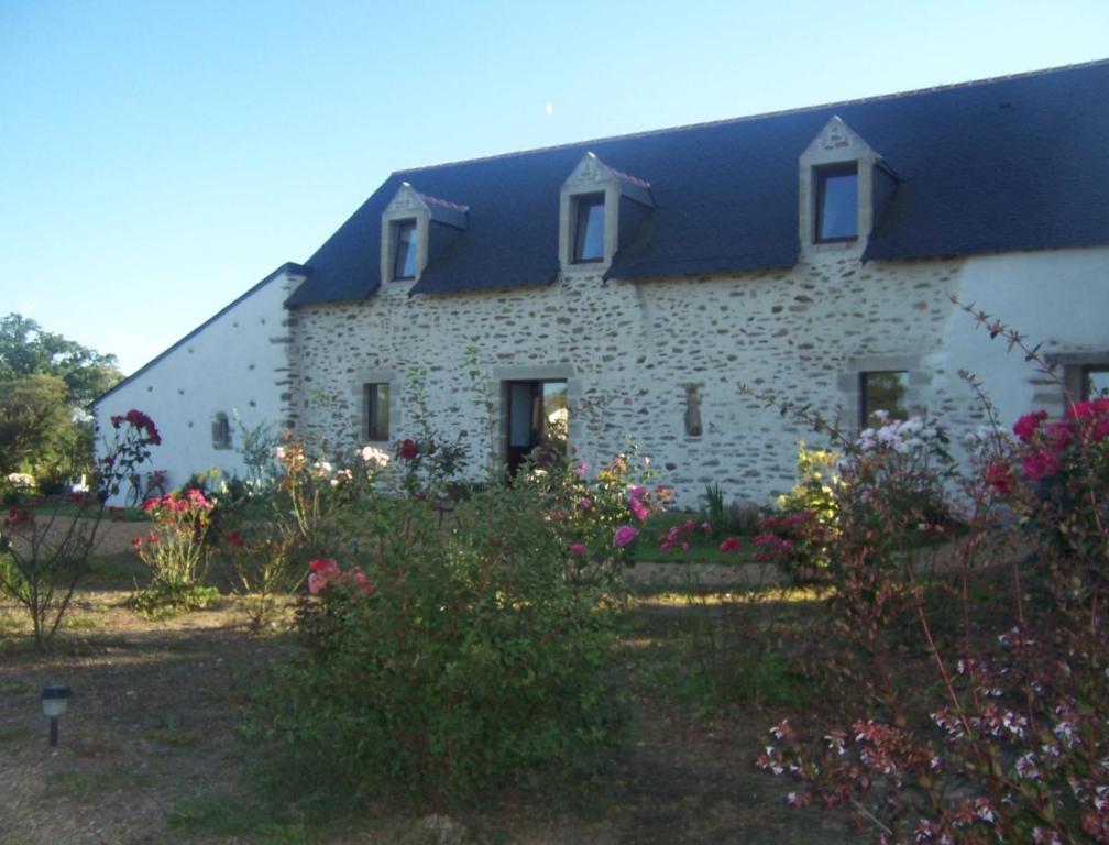 Le Colombier De Kerguezec Bed & Breakfast Surzur Exterior photo